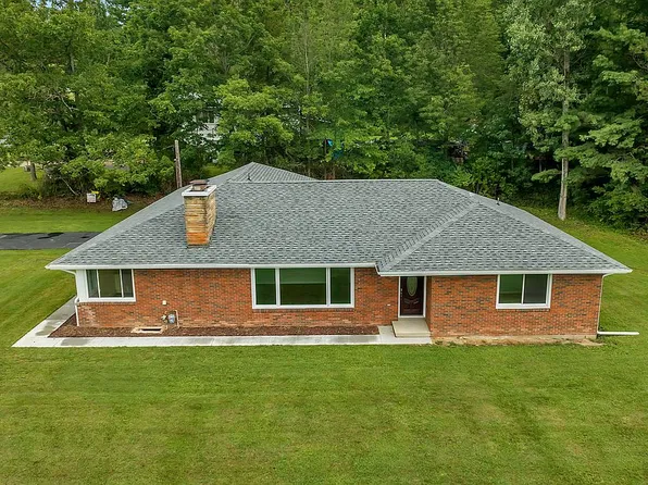 9 Chatham Ln, Bradford, PA 16701