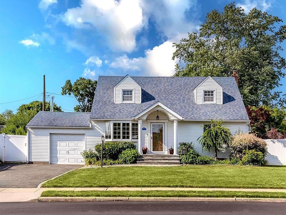 1st image of 6 Gail Drive