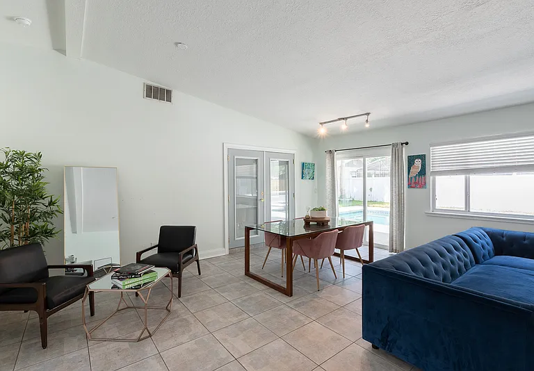1116 Berwyn Rd — Photo 17