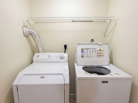 5th image of 626 N Market St #1