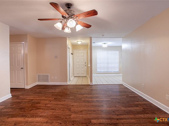 5th image of 508 Queenswood Trl