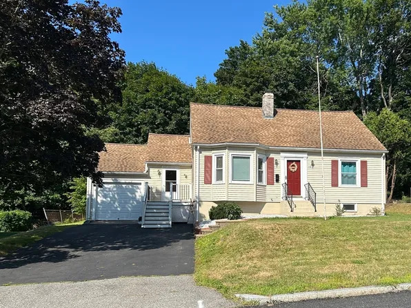 15 Sunny Hill Dr, Worcester, MA 01602