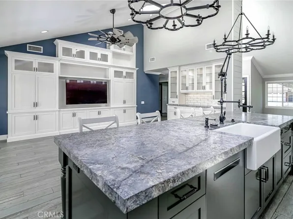 777 Oak Knoll St, Brea, CA 92821