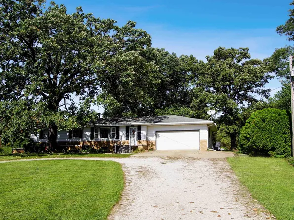 10911 W Park School Rd, Princeville, IL 61559
