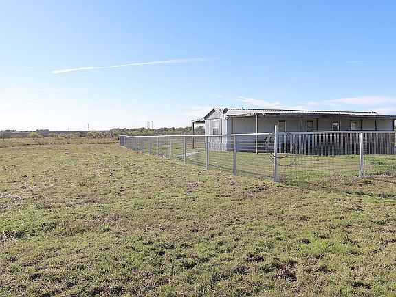 2nd image of 14650 SW County Road 4250