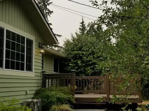 20904 74th Ave W, Edmonds, WA 98026