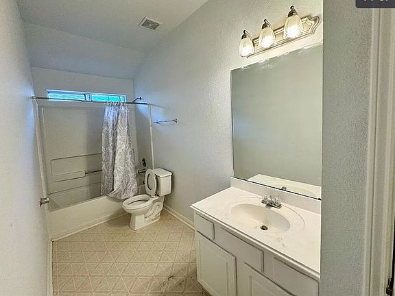 2nd image of 21719 Ashford Grv