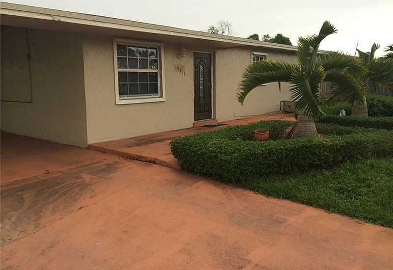 2nd image of 4711 NW 196th Ter