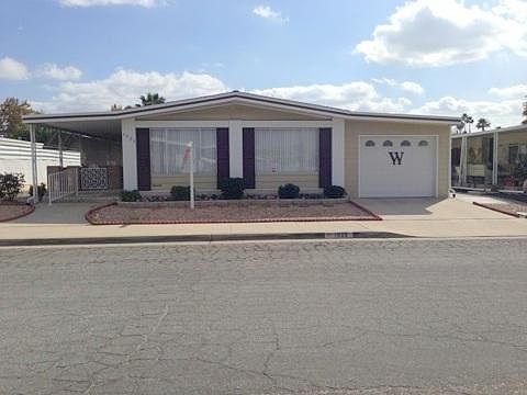 1st image of 1525 Cordova Dr