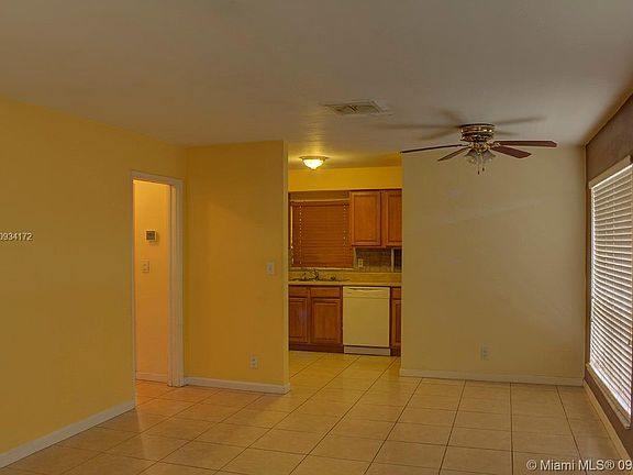 3rd image of 1960 NE 56th St #1