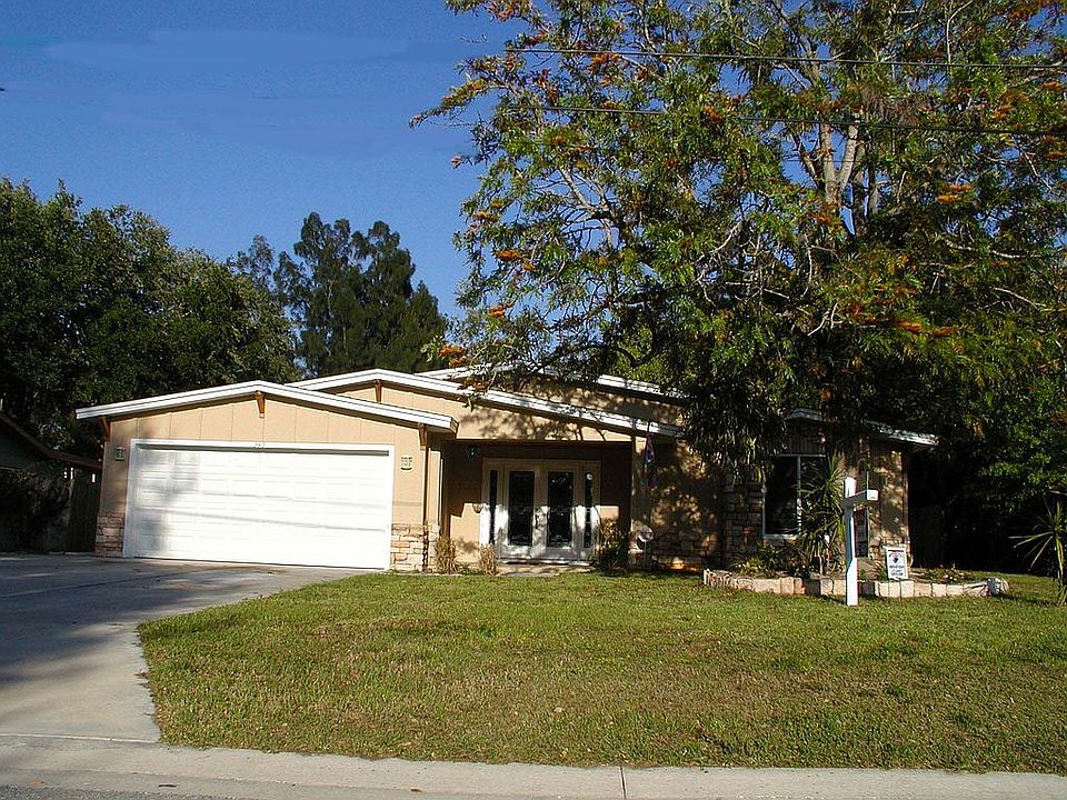 1st image of 345 Barbara Cir