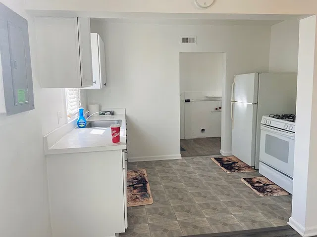 3 bed, 1290 sqft, $1,500 — Photo 3