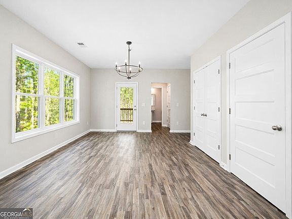 4th image of 524 Rippling Ct