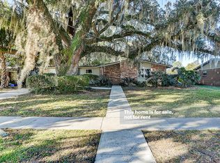 1152 Crown Dr, Jacksonville, FL 32221