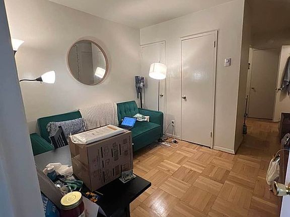 2nd image of 243 E 81st St #2C