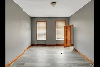 4 bed, 2458 sqft, $2,200 — Photo 4