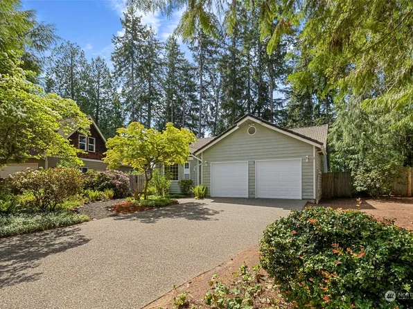 381 E Mountain View Drive, Allyn, WA 98524