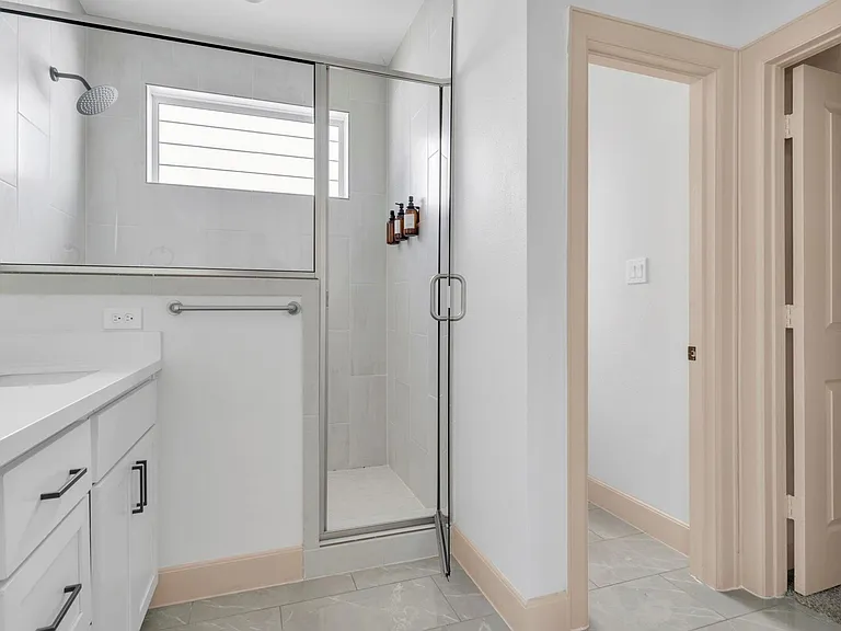 9551 Neuens Rd #B — Photo 30