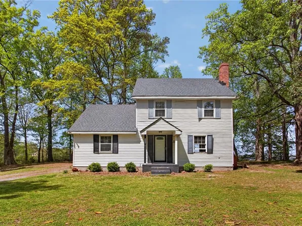 2226 Kings Hwy, Suffolk, VA 23435