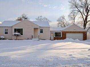 5920 Oakville Rd, Mayfield Heights, OH 44124