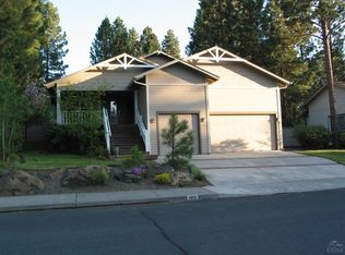 1951 NW Newport Hills Dr, Bend, OR 97703
