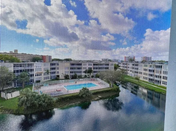 1700 NE 191st St APT 508, Miami, FL 33179