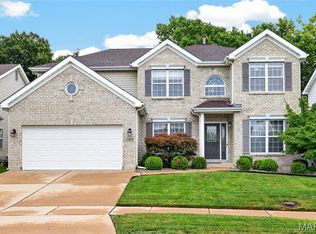 1204 Arbor Bluff Cir, Ballwin, MO 63021