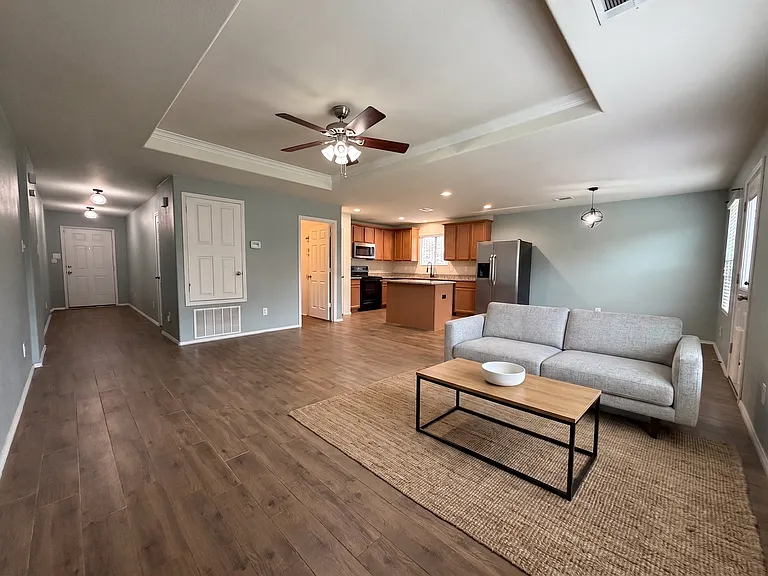 9913 Amosite Dr — Photo 3