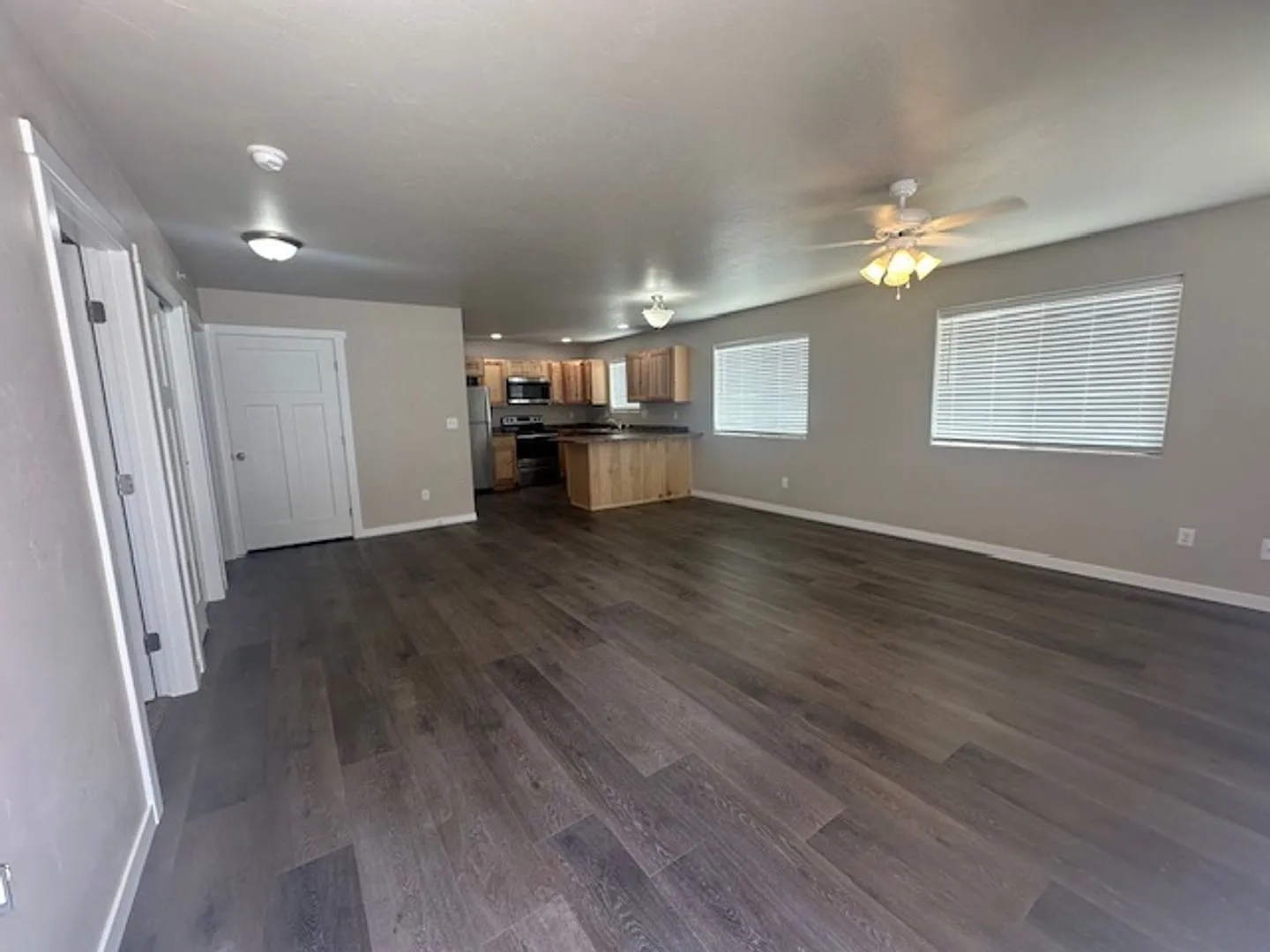 1521 Aryn Lane — Photo 2