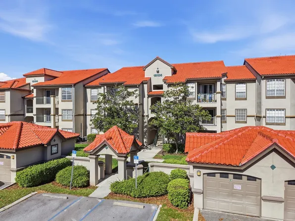 18106 Peregrines Perch Pl, Lutz, FL