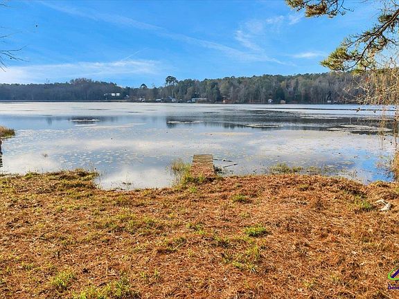 2nd image of 304 N Lake Dr