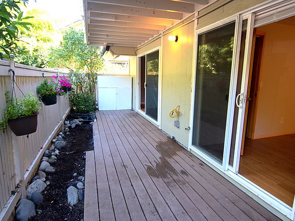 2nd image of 9907 NE 124th St APT 815