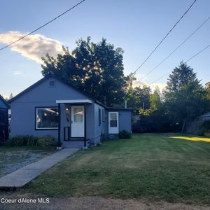 608 C St, Pinehurst, ID, 83850