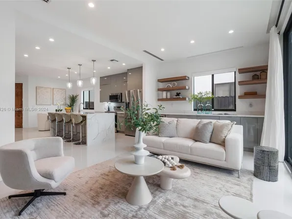 3063 SW 21st Ter #3063, Miami, FL 33145