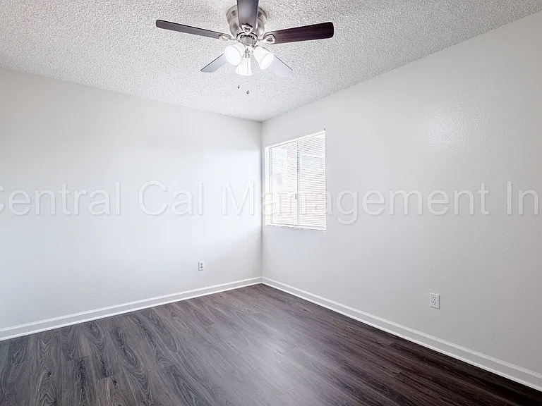 7905 S Laurelglen Blvd #A-D — Photo 15