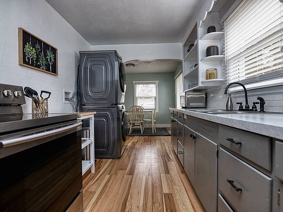 4th image of 512 S Elder St #A