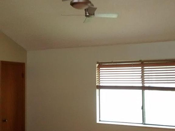 Front room ceiling fan