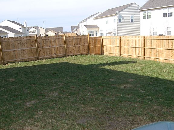 New CUSTOM Privacy Fence