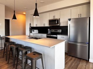The Glenn, Edmonton, AB T6W 4X3