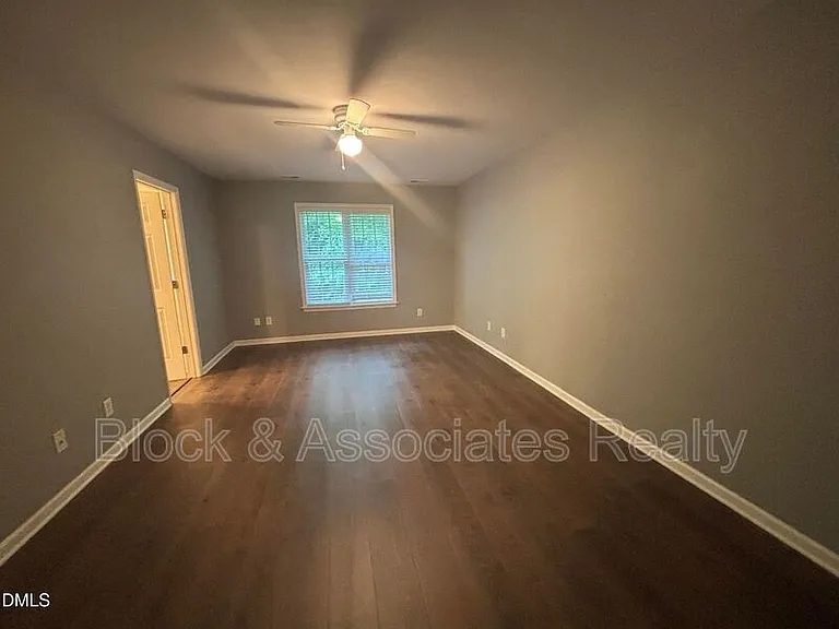 27 Great View Ct — Photo 33