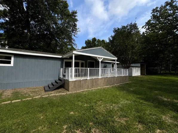 27951 Country Ln, Hockley, TX 77447