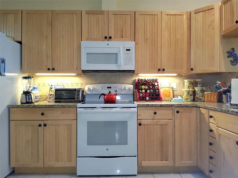 3830 Bal Harbor Blvd #11 — Photo 6