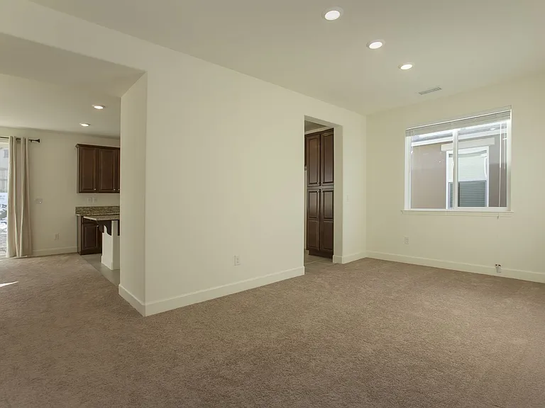 7365 Overture Dr — Photo 7