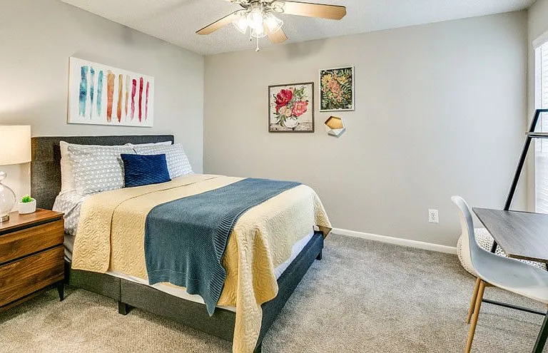 Infinity on The Mark Apartments — Photo 4