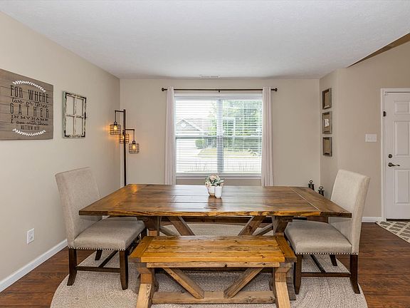 4th image of 11542 High Timber Dr