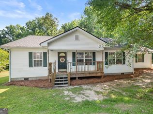 431 Holly Dr, Gainesville, GA 30501