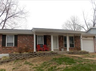 716 Vanderville Dr, Fenton, MO