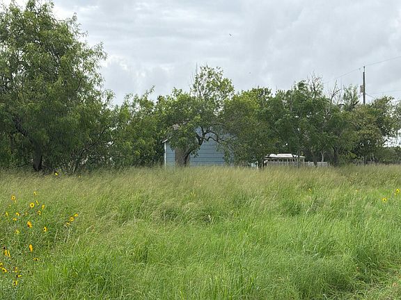 3rd image of 349 Glenoak Dr