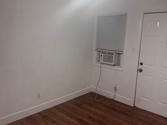 5th image of 8557 Juniper Ave #3