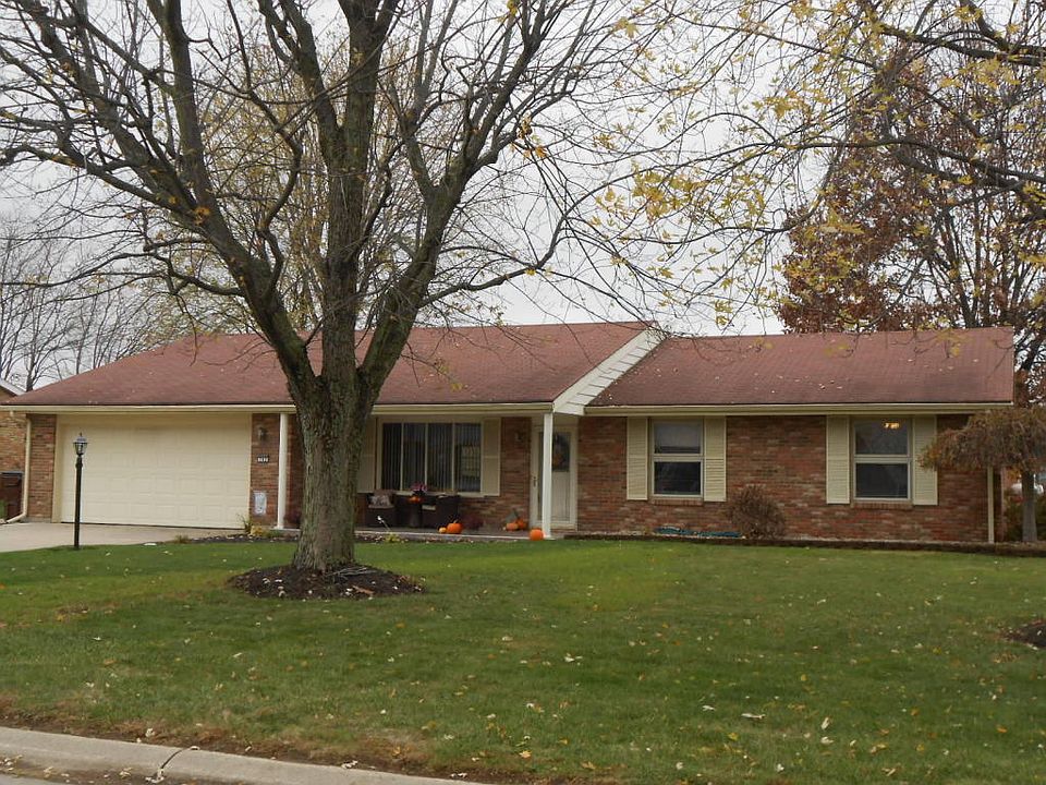 1st image of 742 Primrose Dr
